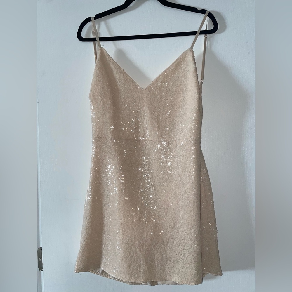 Champagne lulus dress!